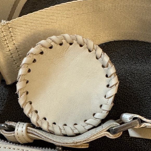 Harbour 2NdCream Crossbody Bag NWOT - Picture 3 of 8